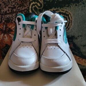 Stride Rite White and Teal Kids Sneakers